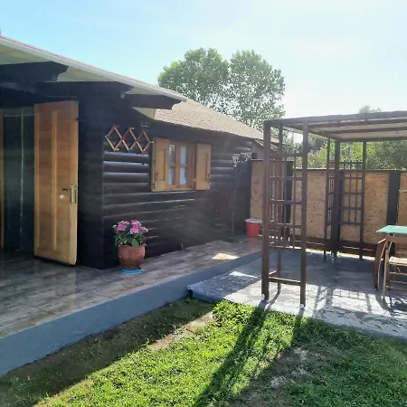Κάμπινγκ Wooden House Corfu *